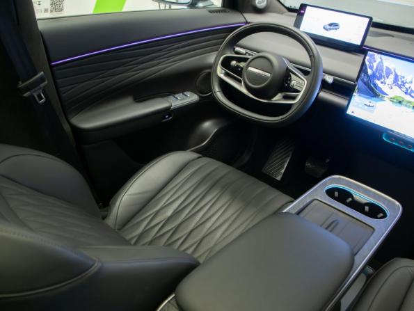 Exeed Exlantix ET с пробегом 2025 года, цена 5 250 000 рублей, 24238 км, внедорожник, Автокод Объявления
