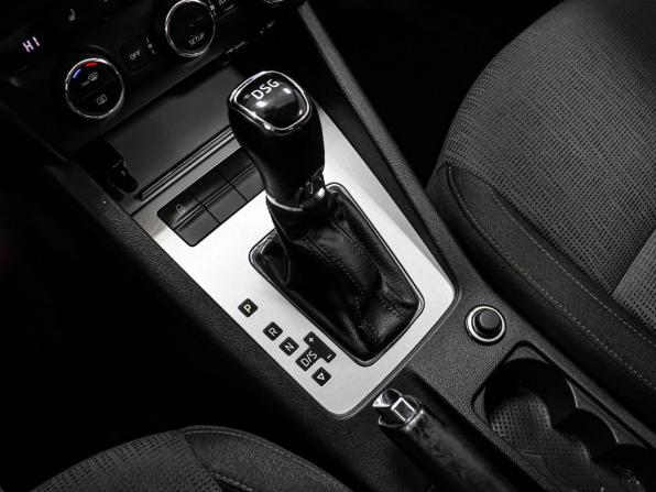 Skoda Octavia III (A7) с пробегом 2013 года, цена 949 000 рублей, 283784 км, лифтбек, Автокод Объявления