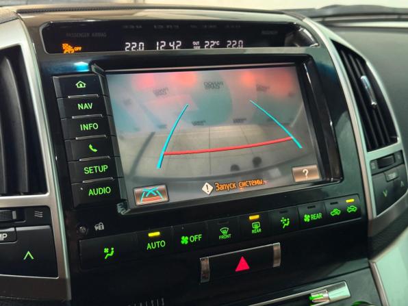 Toyota Land Cruiser 200 Series Рестайлинг 1 с пробегом 2014 года, цена 3 565 000 рублей, 358420 км, внедорожник, Автокод Объявления