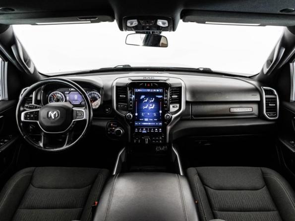 Ram 1500 V с пробегом 2021 года, цена 4 999 000 рублей, 98446 км, offers.body_type.unknown, Автокод Объявления