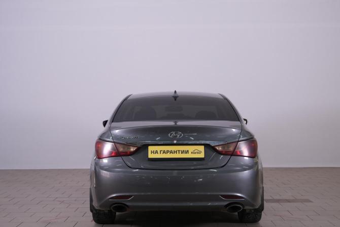 Hyundai Sonata VI (YF) с пробегом 2010 года, цена 989 000 рублей, 220000 км, седан, Автокод Объявления