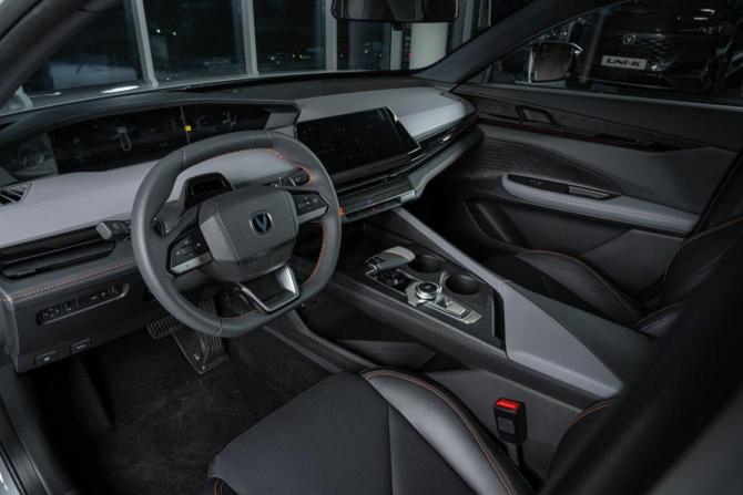 Новый Changan UNI-V I 2024 года, цена 2 600 000 рублей, лифтбек, Автокод Объявления