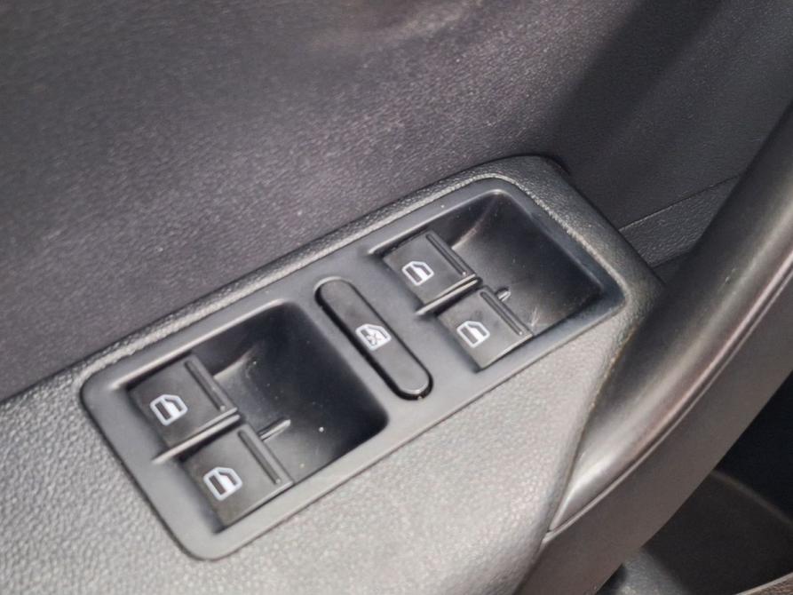 Volkswagen Polo V Рестайлинг Смоленск  - изображение 11
