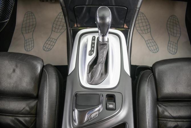 Opel Insignia I Рестайлинг с пробегом 2013 года, цена 1 249 000 рублей, 191245 км, седан, Автокод Объявления