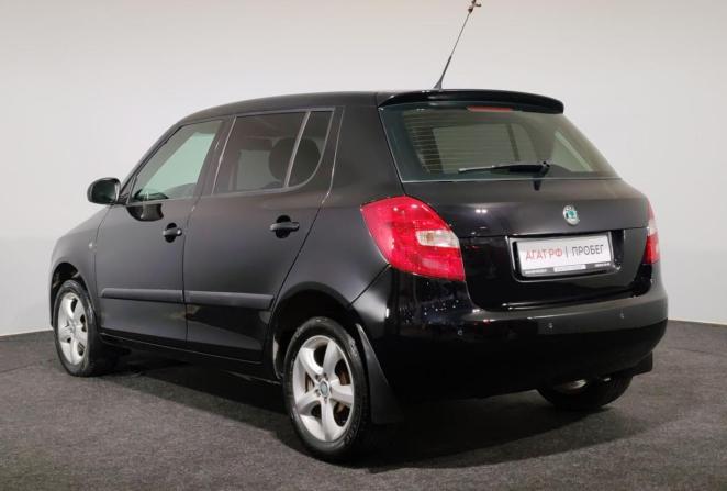 Skoda Fabia II Рестайлинг с пробегом 2011 года, цена 750 000 рублей, 165000 км, хэтчбек, Автокод Объявления