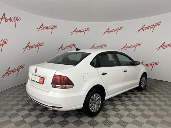 Volkswagen Polo V Рестайлинг с пробегом 2018 года, цена 1 079 000 рублей, 81419 км, седан, Автокод Объявления