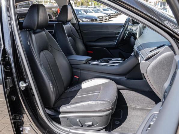 Hyundai Sonata VIII (DN8) с пробегом 2021 года, цена 3 074 000 рублей, 27734 км, седан, Автокод Объявления