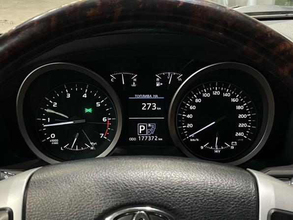 Toyota Land Cruiser 200 Series Рестайлинг 1 с пробегом 2012 года, цена 3 950 000 рублей, 177352 км, внедорожник, Автокод Объявления