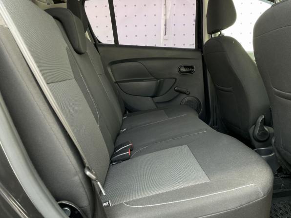 Renault Sandero II Рестайлинг с пробегом 2019 года, цена 1 265 000 рублей, 42714 км, хэтчбек, Автокод Объявления
