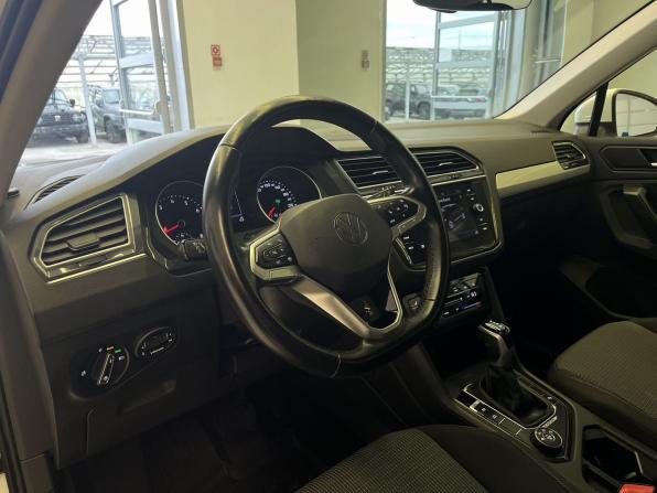 Volkswagen Tiguan II Рестайлинг с пробегом 2021 года, цена 3 253 000 рублей, 80000 км, внедорожник, Автокод Объявления