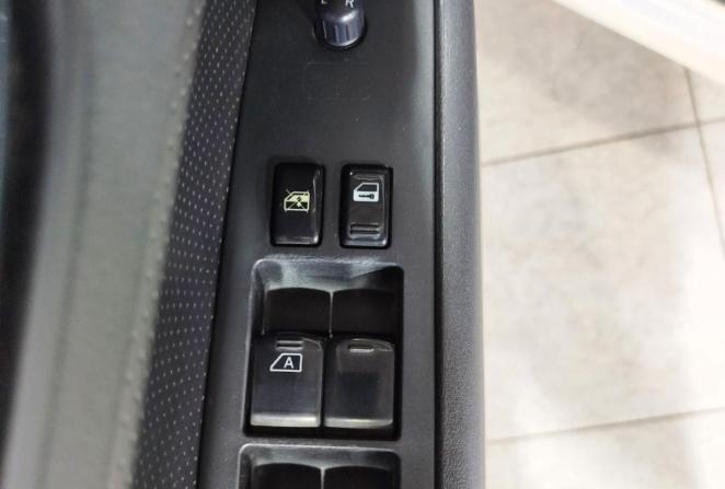 Nissan X-Trail II Рестайлинг с пробегом 2012 года, цена 1 180 000 рублей, 311526 км, внедорожник, Автокод Объявления