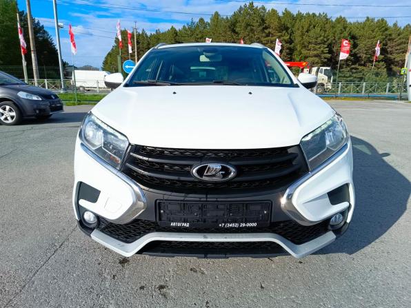 Lada (ВАЗ) XRAY I с пробегом 2019 года, цена 999 995 рублей, 122244 км, хэтчбек, Автокод Объявления