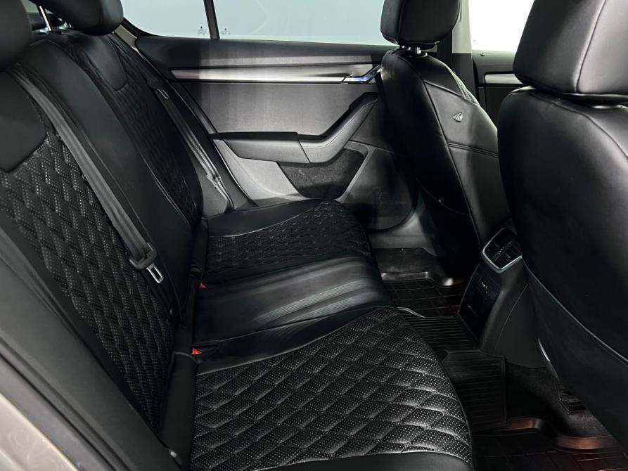 Skoda Octavia III (A7) Рестайлинг Ростов-на-Дону  - изображение 18