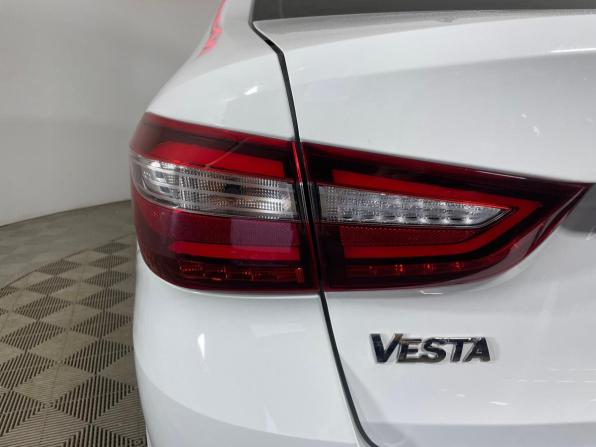 Lada (ВАЗ) Vesta I Рестайлинг (NG) с пробегом 2023 года, цена 1 231 000 рублей, 42098 км, седан, Автокод Объявления