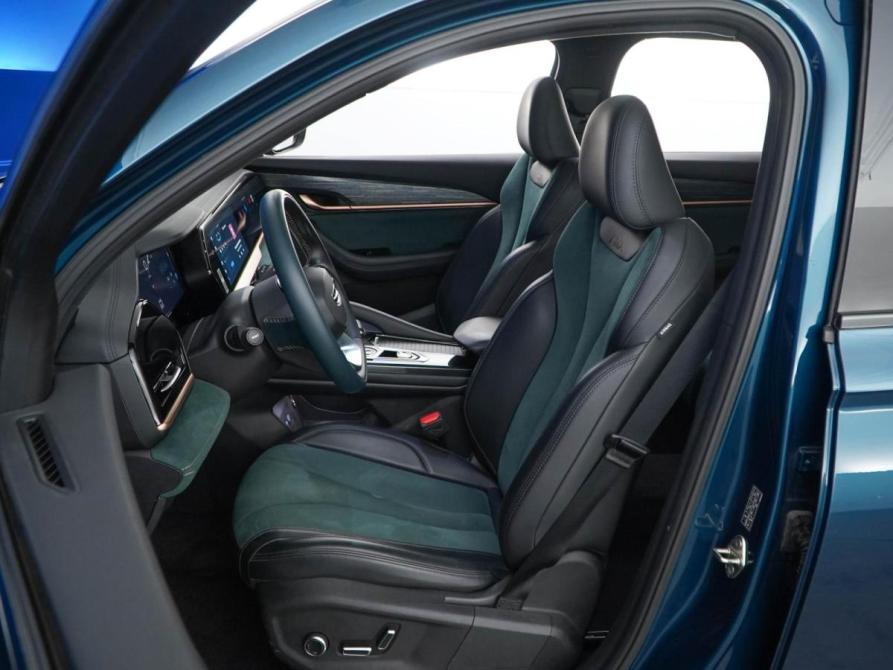 Geely Monjaro I Москва  - изображение 10