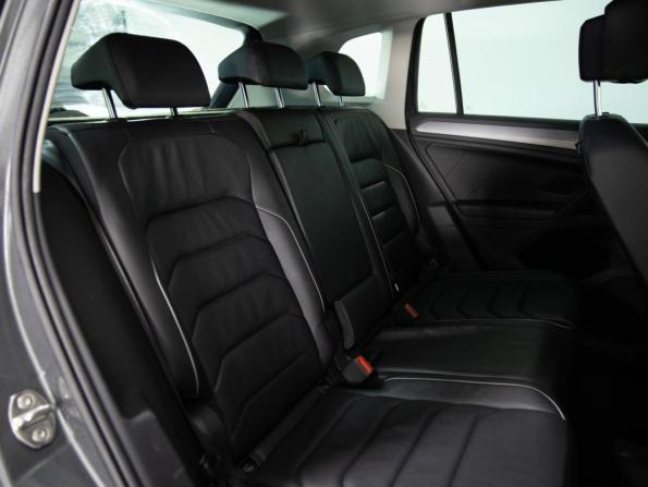 Volkswagen Tiguan II Рестайлинг с пробегом 2021 года, цена 2 175 000 рублей, 226344 км, внедорожник, Автокод Объявления