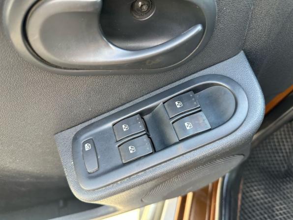 Renault Duster I с пробегом 2013 года, цена 899 000 рублей, 201696 км, внедорожник, Автокод Объявления