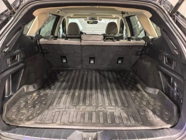 Subaru Outback VI с пробегом 2020 года, цена 3 059 000 рублей, 136000 км, универсал, Автокод Объявления