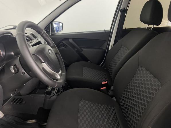 Lada (ВАЗ) Granta I Рестайлинг с пробегом 2019 года, цена 649 000 рублей, 36160 км, лифтбек, Автокод Объявления