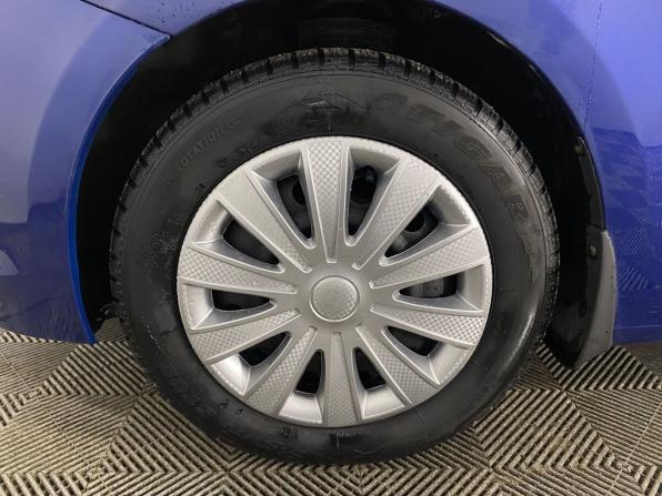 Hyundai Solaris I Рестайлинг с пробегом 2015 года, цена 738 000 рублей, 99607 км, хэтчбек, Автокод Объявления