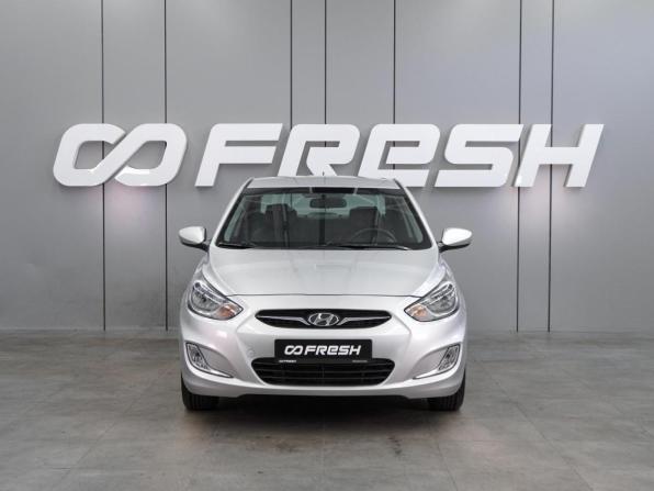 Hyundai Solaris I с пробегом 2012 года, цена 879 000 рублей, 125981 км, седан, Автокод Объявления