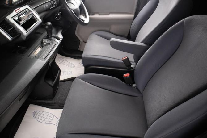 Honda Freed I с пробегом 2010 года, цена 1 199 000 рублей, 136000 км, компактвэн, Автокод Объявления