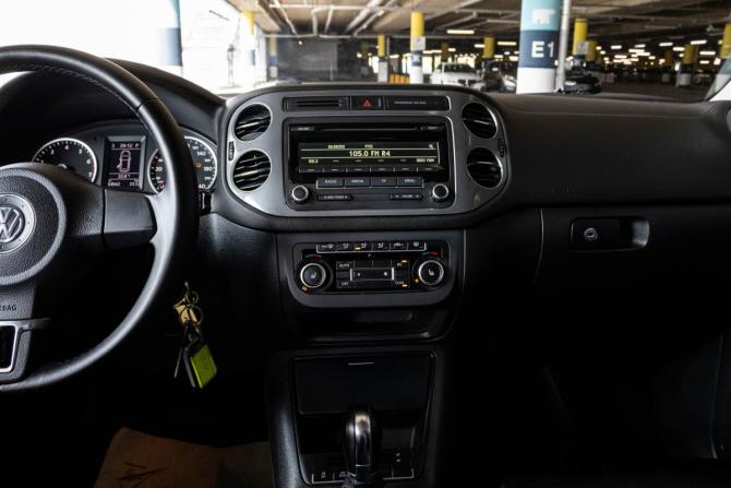 Volkswagen Tiguan I Рестайлинг с пробегом 2012 года, цена 1 649 000 рублей, 84562 км, внедорожник, Автокод Объявления