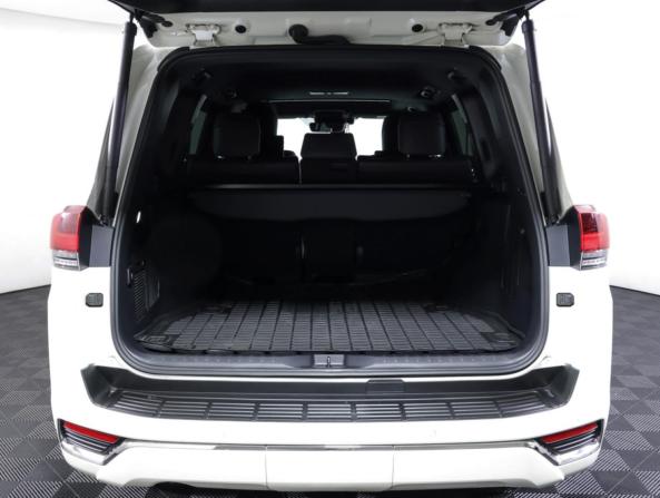 Toyota Land Cruiser 300 Series с пробегом 2023 года, цена 9 900 000 рублей, 77039 км, внедорожник, Автокод Объявления