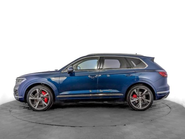 Volkswagen Touareg III с пробегом 2022 года, цена 7 600 000 рублей, 39500 км, внедорожник, Автокод Объявления