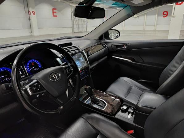 Toyota Camry VII (XV50) Рестайлинг 2 с пробегом 2017 года, цена 1 690 000 рублей, 273291 км, седан, Автокод Объявления