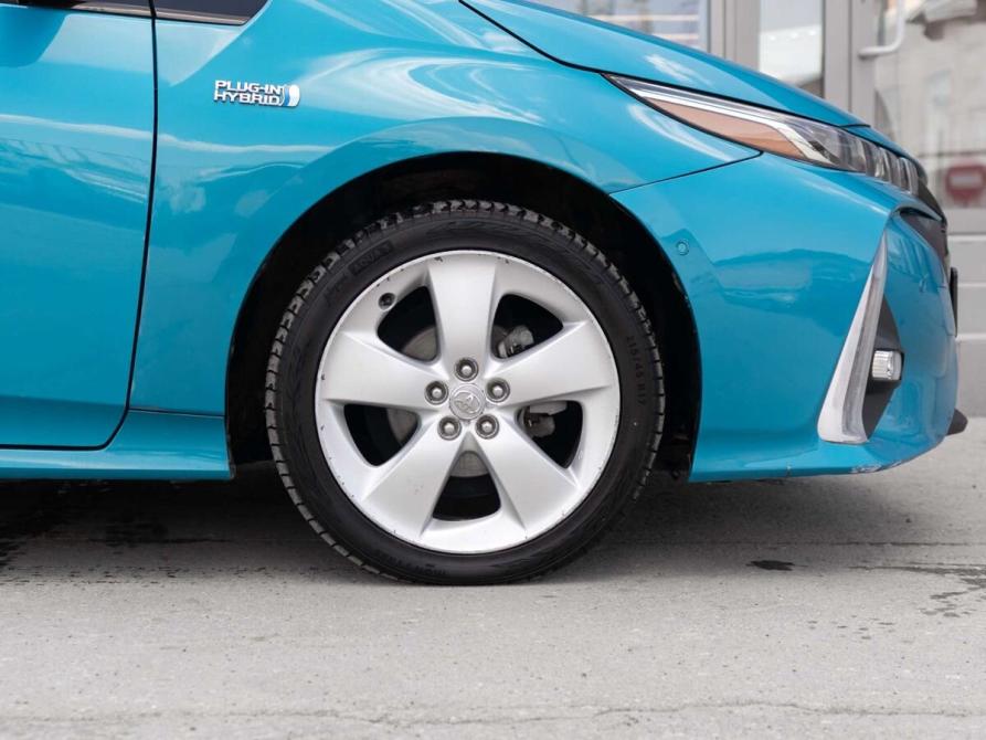 Toyota Prius IV (XW50) Новосибирск  - изображение 9