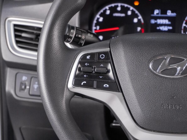 Hyundai Solaris II Рестайлинг с пробегом 2021 года, цена 1 599 000 рублей, 117290 км, седан, Автокод Объявления