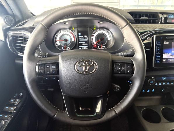 Toyota Hilux VIII с пробегом 2020 года, цена 4 150 000 рублей, 134200 км, offers.body_type.unknown, Автокод Объявления