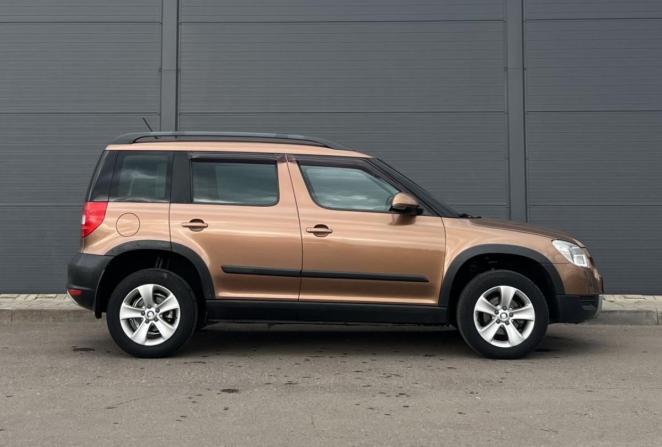 Skoda Yeti I с пробегом 2013 года, цена 880 000 рублей, 152396 км, внедорожник, Автокод Объявления
