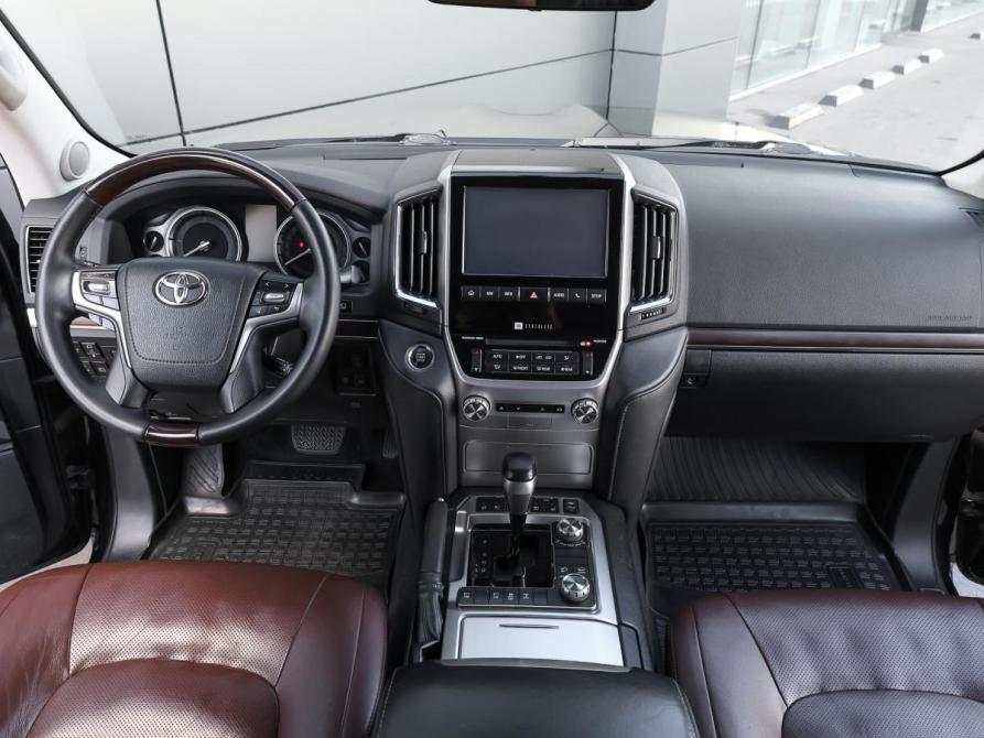 Toyota Land Cruiser 200 Series Рестайлинг 2 Москва  - изображение 14
