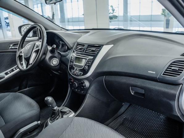Hyundai Solaris I с пробегом 2013 года, цена 835 000 рублей, 67493 км, седан, Автокод Объявления