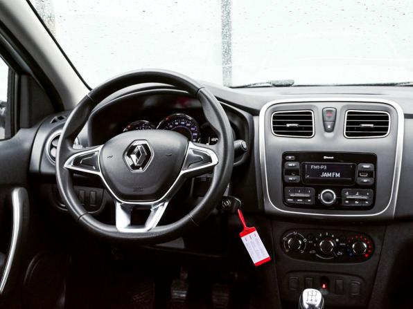 Renault Sandero II Рестайлинг с пробегом 2021 года, цена 1 175 000 рублей, 122409 км, хэтчбек, Автокод Объявления