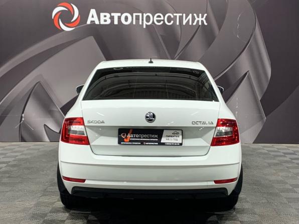 Skoda Octavia III (A7) Рестайлинг с пробегом 2017 года, цена 1 420 000 рублей, 148850 км, лифтбек, Автокод Объявления