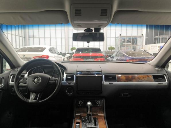 Volkswagen Touareg II с пробегом 2013 года, цена 2 049 000 рублей, 251000 км, внедорожник, Автокод Объявления