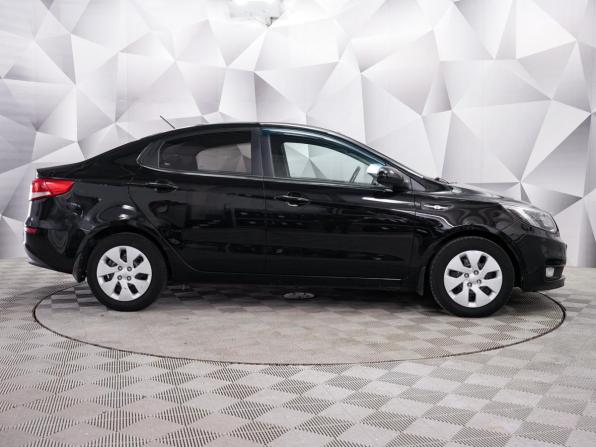 Kia Rio III Рестайлинг с пробегом 2016 года, цена 1 050 000 рублей, 144000 км, седан, Автокод Объявления
