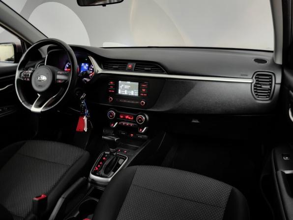 Kia Rio IV Рестайлинг с пробегом 2021 года, цена 1 780 000 рублей, 71000 км, хэтчбек, Автокод Объявления