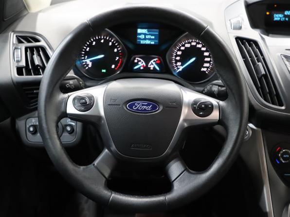 Ford Kuga II с пробегом 2016 года, цена 1 290 000 рублей, 117195 км, внедорожник, Автокод Объявления