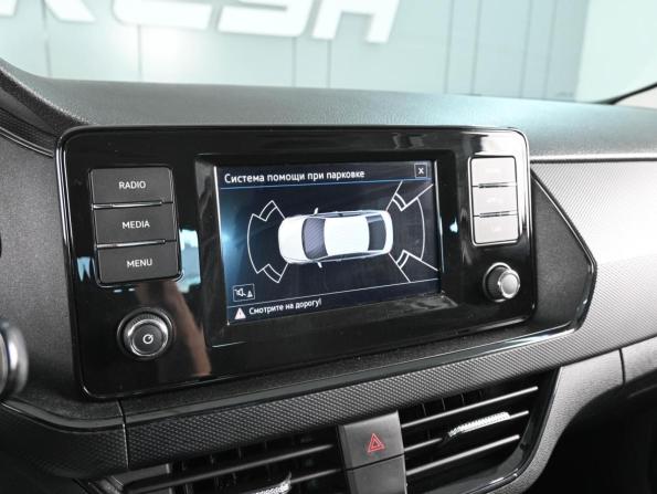 Volkswagen Polo VI с пробегом 2022 года, цена 1 649 000 рублей, 88990 км, лифтбек, Автокод Объявления