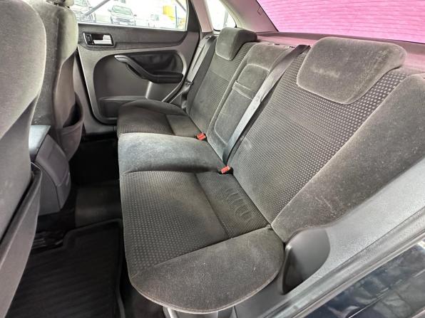 Ford Focus II с пробегом 2007 года, цена 399 000 рублей, 210965 км, седан, Автокод Объявления