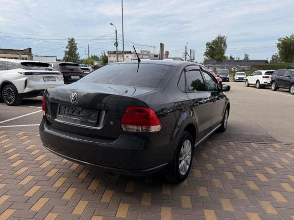Volkswagen Polo V с пробегом 2013 года, цена 590 000 рублей, 216982 км, седан, Автокод Объявления