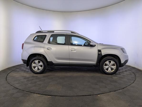 Renault Duster II с пробегом 2022 года, цена 1 995 000 рублей, 83749 км, внедорожник, Автокод Объявления