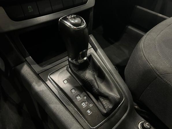 Skoda Yeti I Рестайлинг с пробегом 2014 года, цена 949 000 рублей, 210092 км, внедорожник, Автокод Объявления