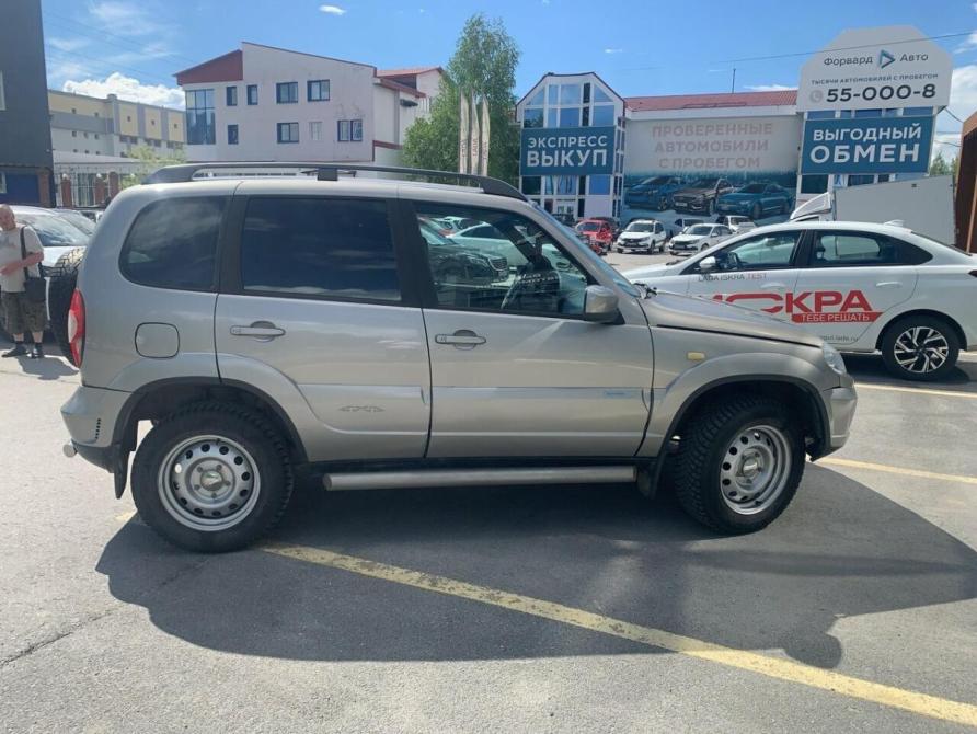 Chevrolet Niva I Рестайлинг Сургут  - изображение 1