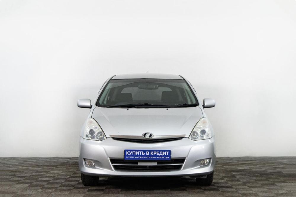 Toyota Wish I Рестайлинг Сургут  - изображение 2