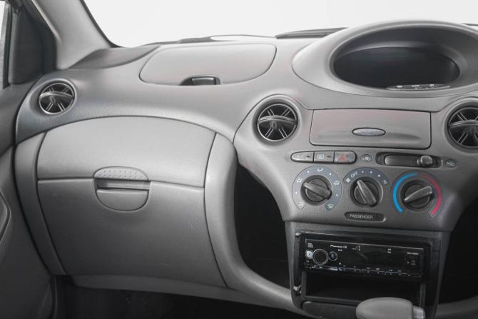Toyota Vitz I (P10) с пробегом 2000 года, цена 329 000 рублей, 299999 км, хэтчбек, Автокод Объявления